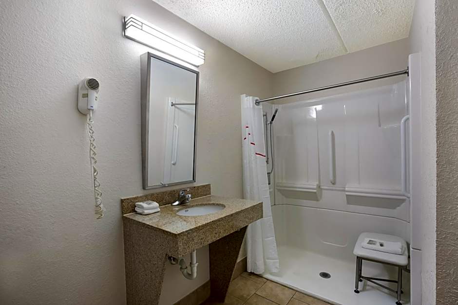 Red Roof Inn Atlanta Airport NE Conley