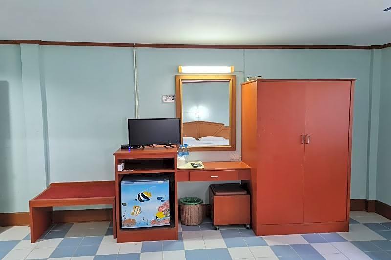 (Phu-Nga Hotel)