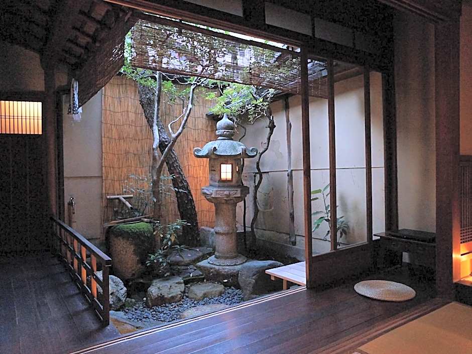 Guesthouse Itoya Kyoto