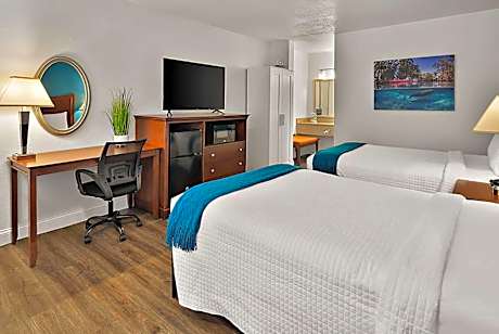 PaddleTail Waterfront Lodge, Trademark Collection by Wyndham