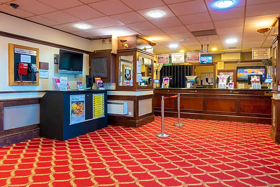 The Grand Burstin Hotel