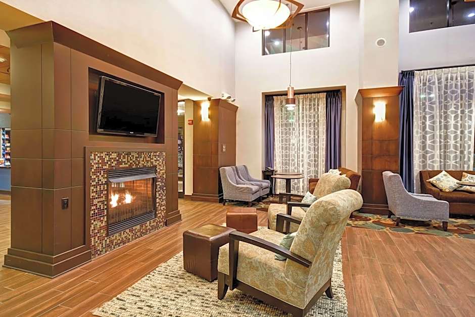 Hampton Inn By Hilton And Suites Detroit/Canton