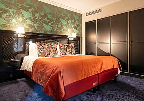 Junior Suite (2 Adults)