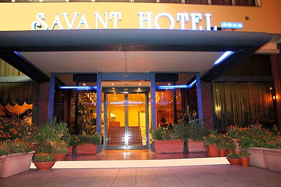 Savant Hotel