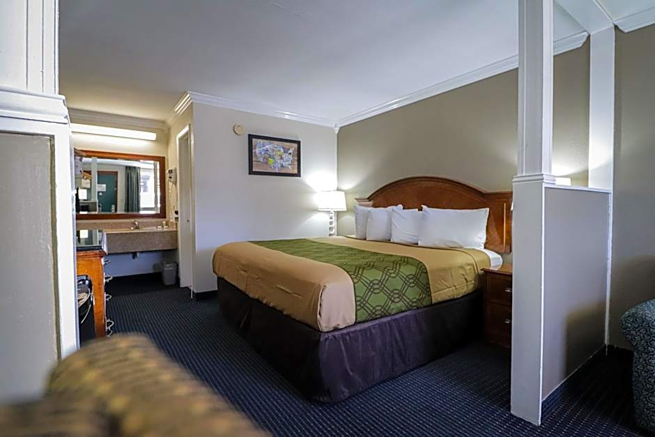 University Inn & Suites