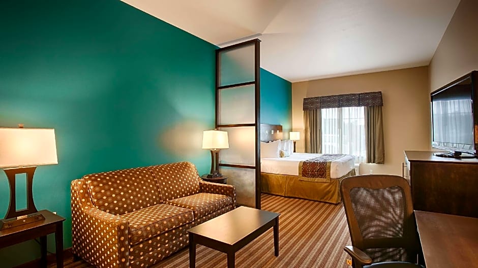 Best Western Plus Desoto Inn & Suites
