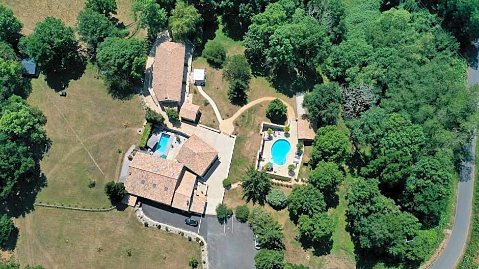 Domaine de Brise Bois - Chambres & Gîtes