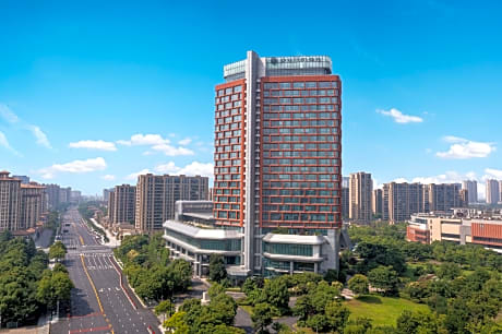 Pullman Haining