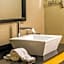 Cambria Hotel Traverse City