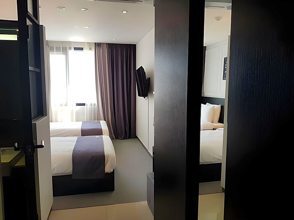 Photo 1 of 12 of Standard 2 Beds