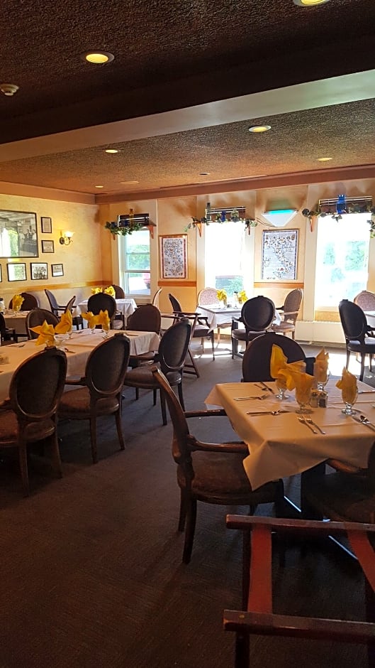 Hibbing Park Hotel & Suites