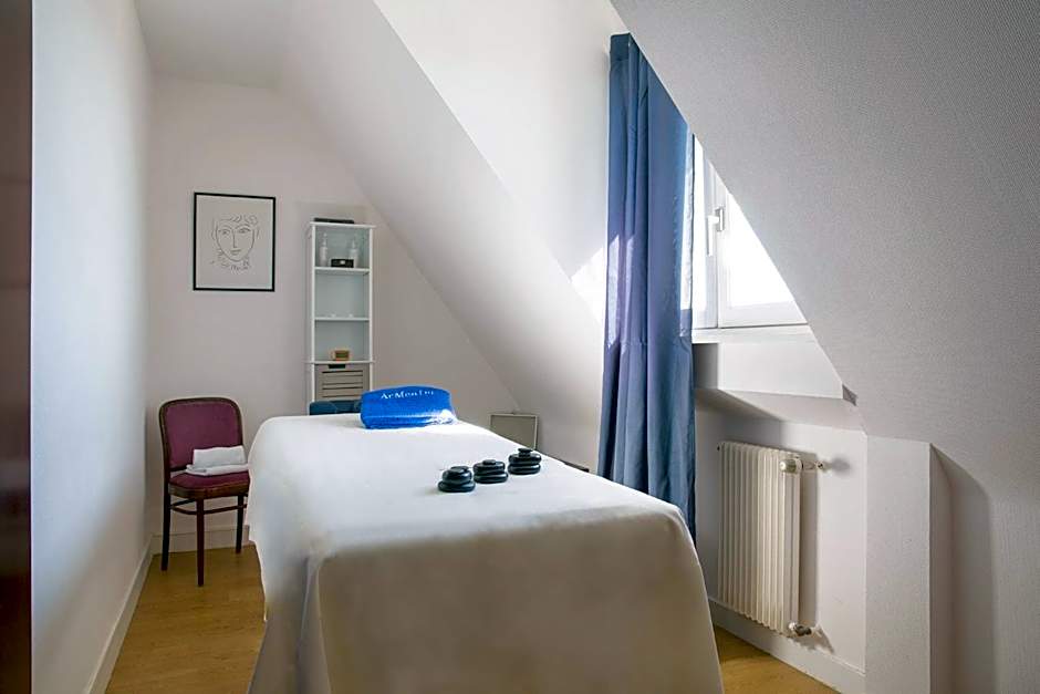 Ar Men Du, The Originals Relais (Relais du Silence)