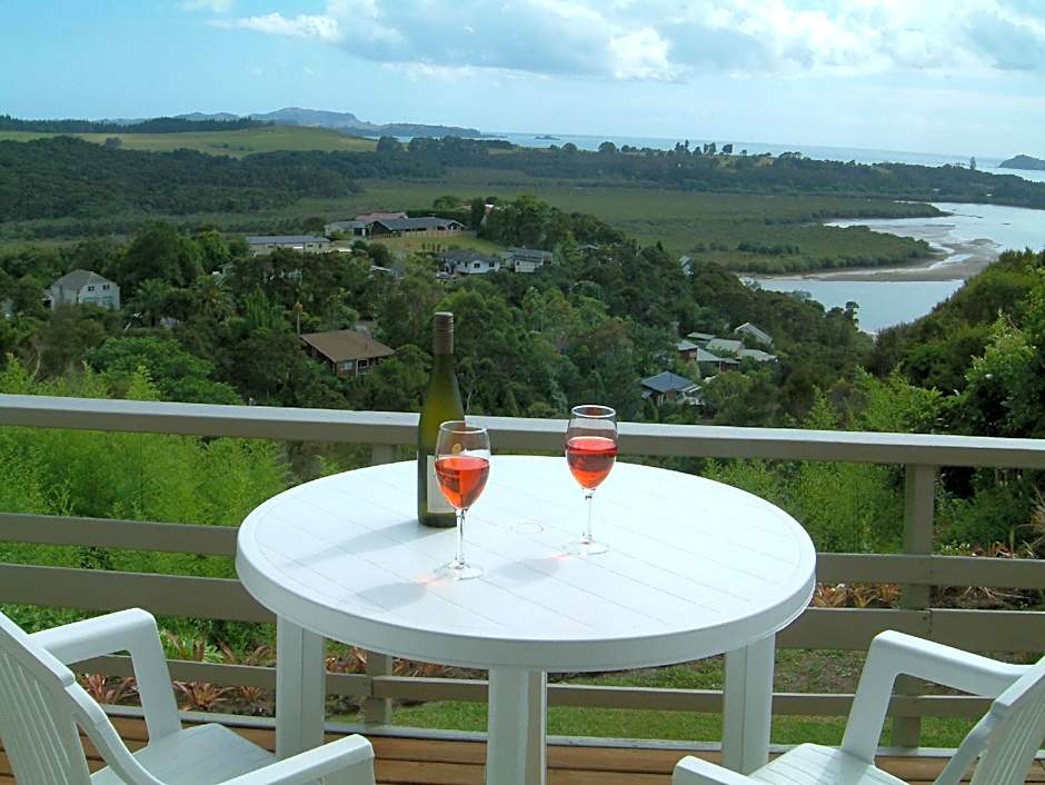 Bay Water Views Bed & Breakfast