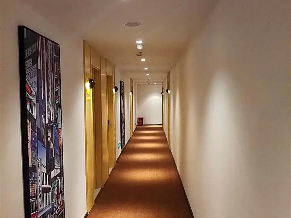 IU Hotelsa Guangzhou Zengcheng Gualv Road Wanda PL – Guangzhou (Canton), IA