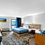Waterbird Lakeside Inn