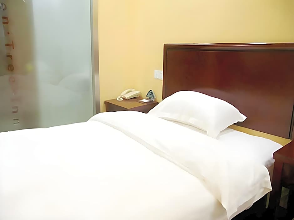 GreenTree Inn Jiangyin Zhouzhuang Shiji Avenue Business Hotel