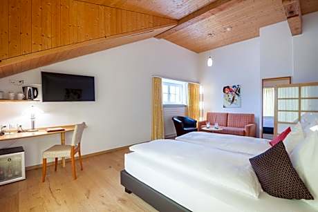 Deluxe Double Room with Mountain View