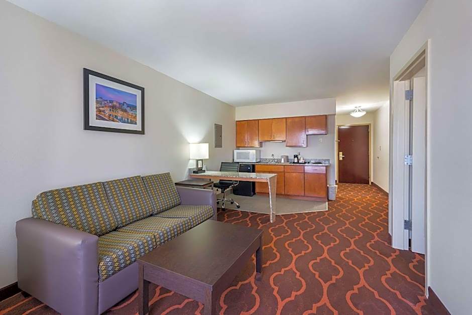 Quality Inn & Suites Huntsville Research Park Area