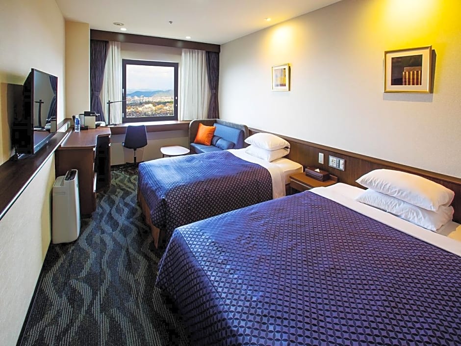 Photo 1 of 4 of Premium 2 Beds