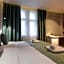 Capital Hotel Garni