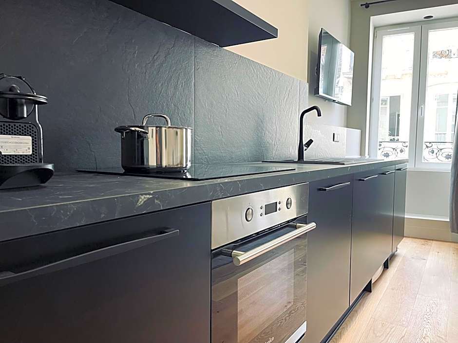 Alfred Suites - Appart's Hôtel - Dijon - Centre Historique