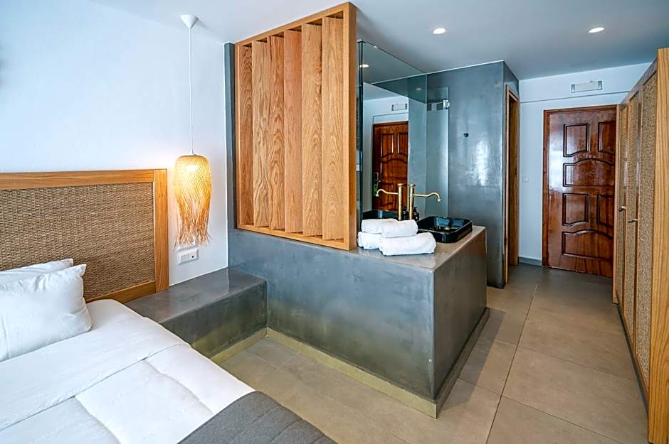 Smy Mediterranean White Santorini