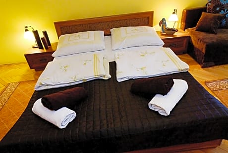 Apartment capacity 8 four bedrooms