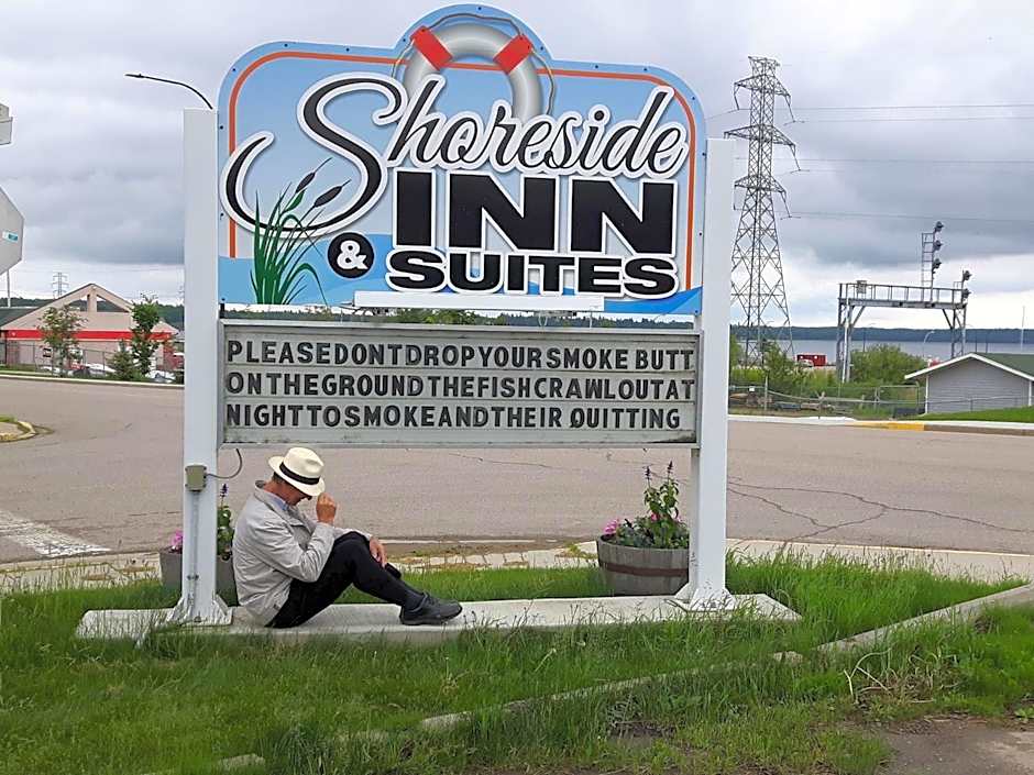 Shoreside Inn & Suites
