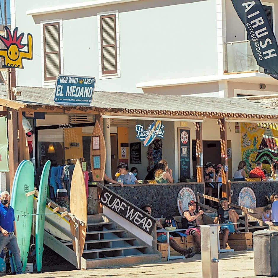 Los Amigos NEST hostel