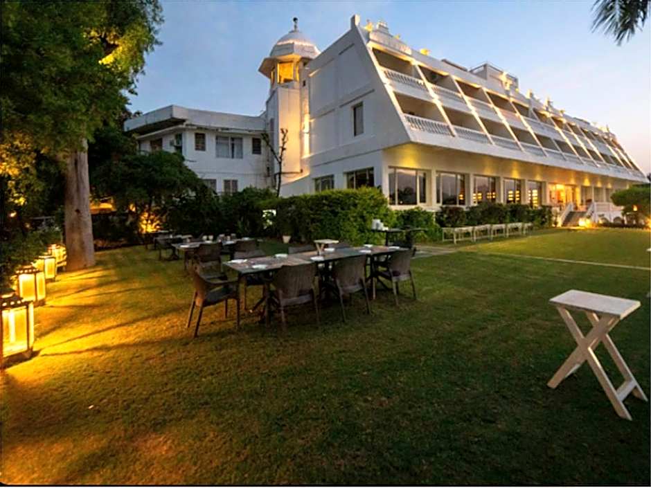 Hotel Hill Top Palace