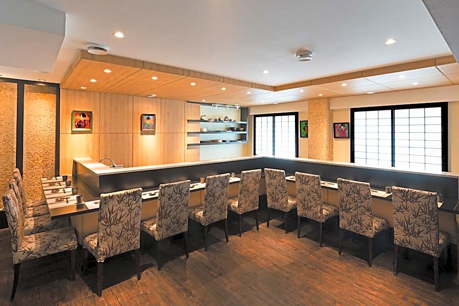 Kempinski Hotel Khan Palace