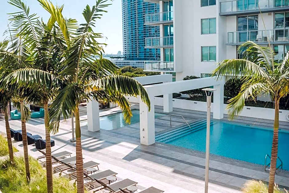 Luxury Oceanview Studio at Miami Design District