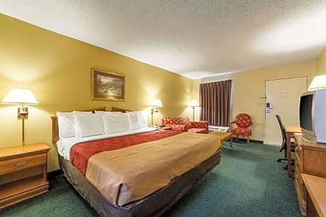 Standard with 1 King Bed