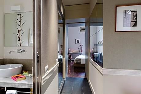 Large Double or Twin Room with City View