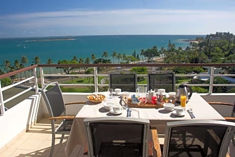 Two Bedroom Apartment With Ocean View