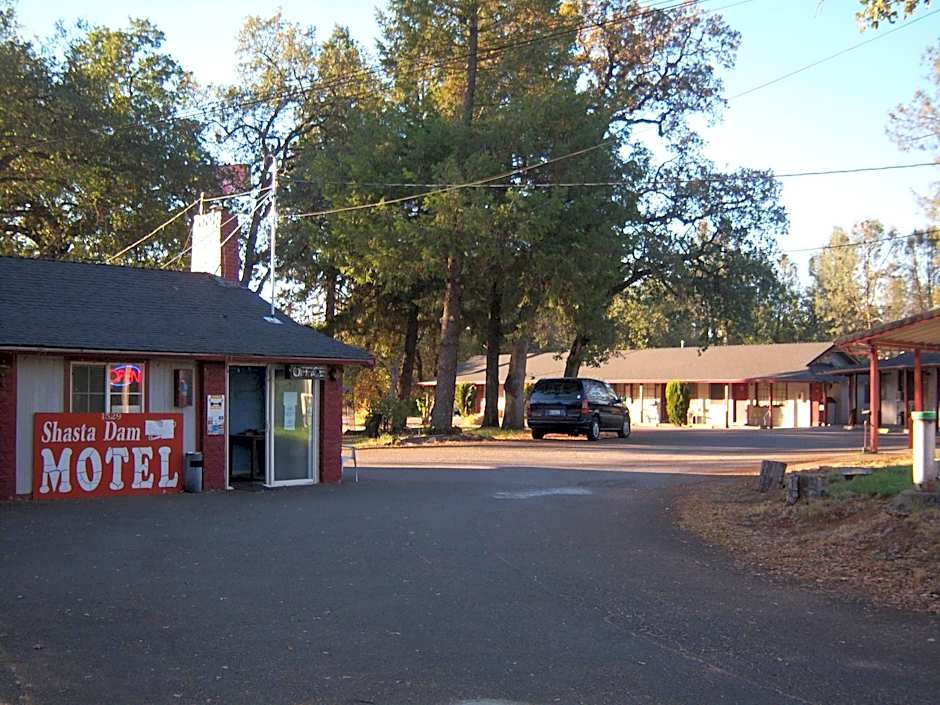 Shasta Dam Motel