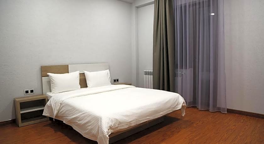 Ereto Hotel by SnowTime