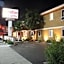 Paradise Inn & Suites