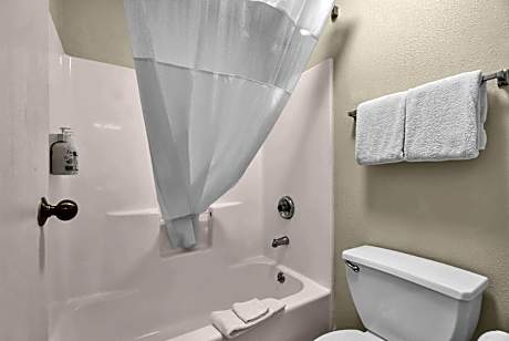 King Studio - Non-Smoking