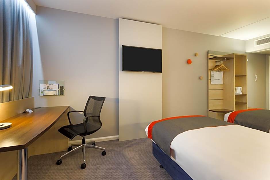 Holiday Inn Express London - Watford Junction By IHG