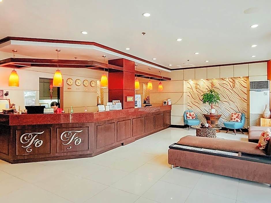 [ACTIVE] Fuente Oro Business Suites