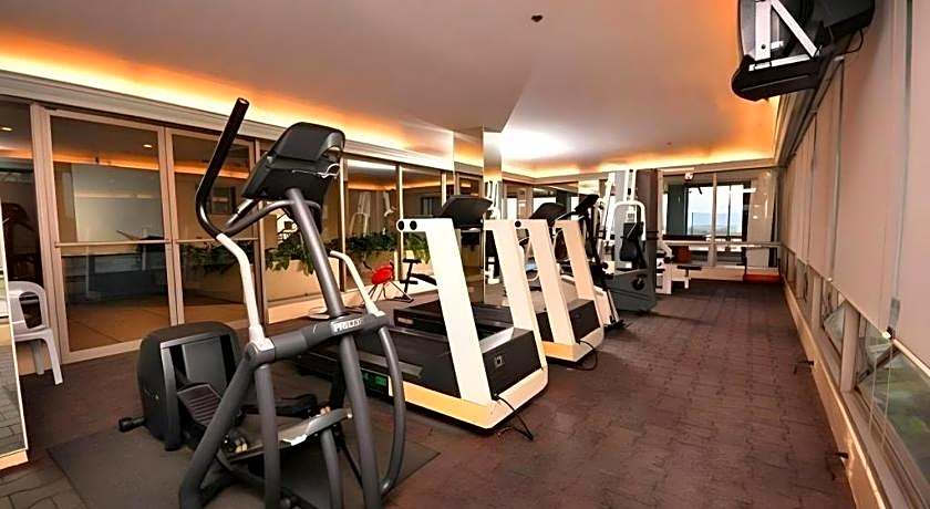 Metrocentre Hotel & Convention Center
