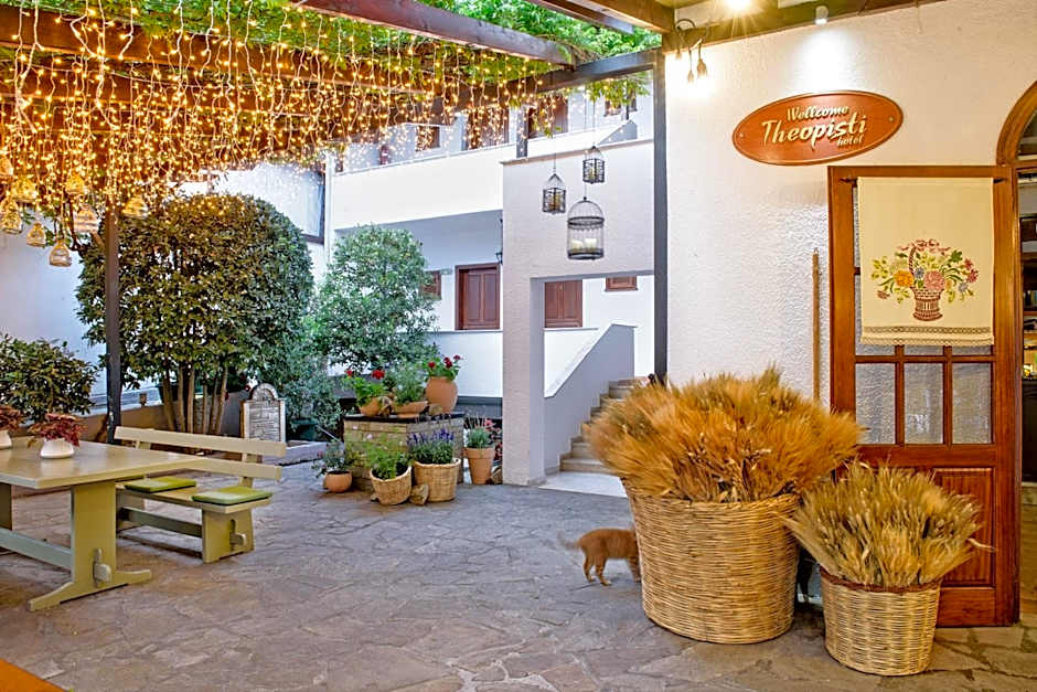 Hotel Theopisti