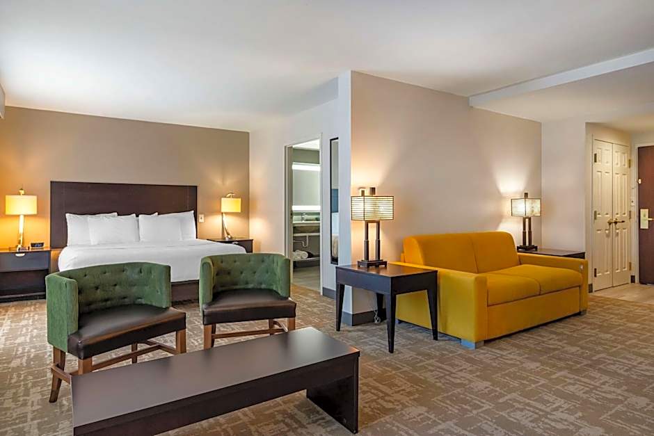 Best Western Plus Dalton Inn