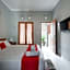 RedDoorz near Mertasari Beach 2