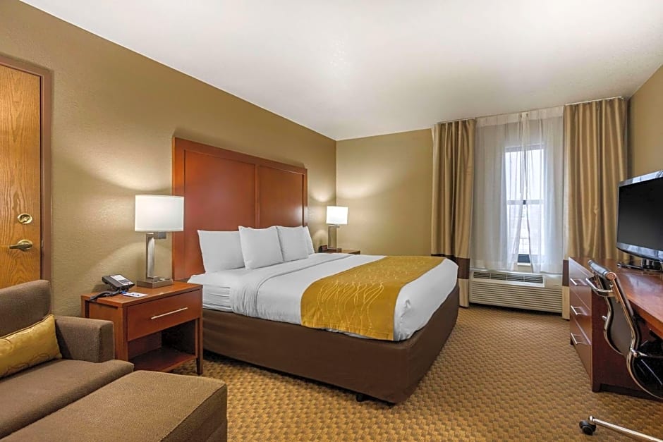 Comfort Inn & Suites Springfield I-44