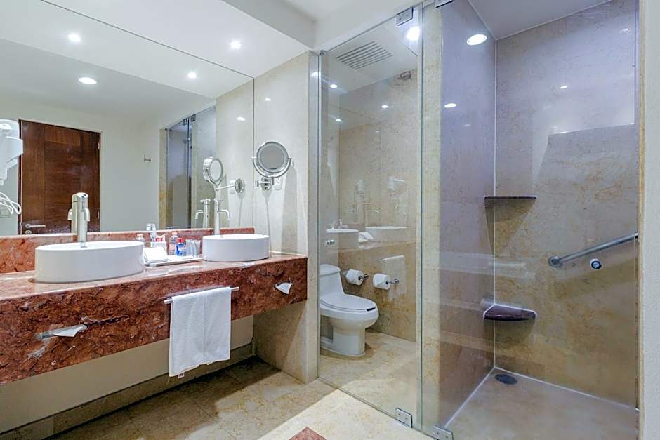 Real Inn Guadalajara Expo