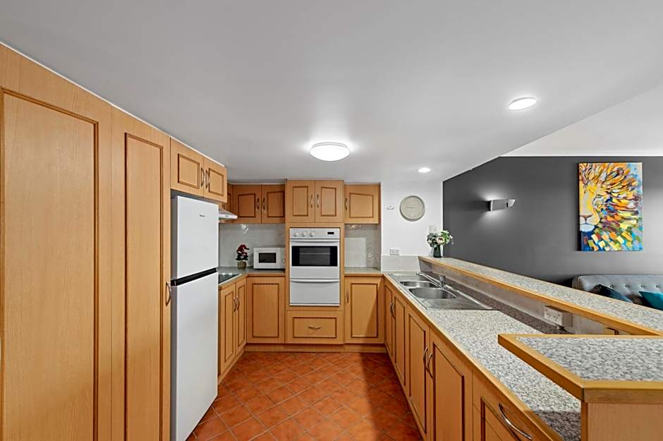 Villa Vaucluse Apartments