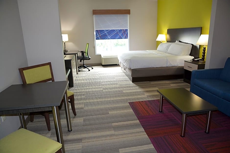 Holiday Inn Express & Suites Caryville