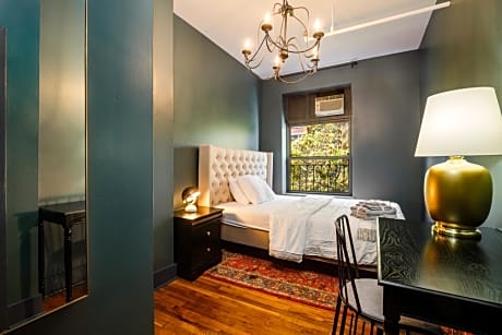 Double Room with Shared Bathroom